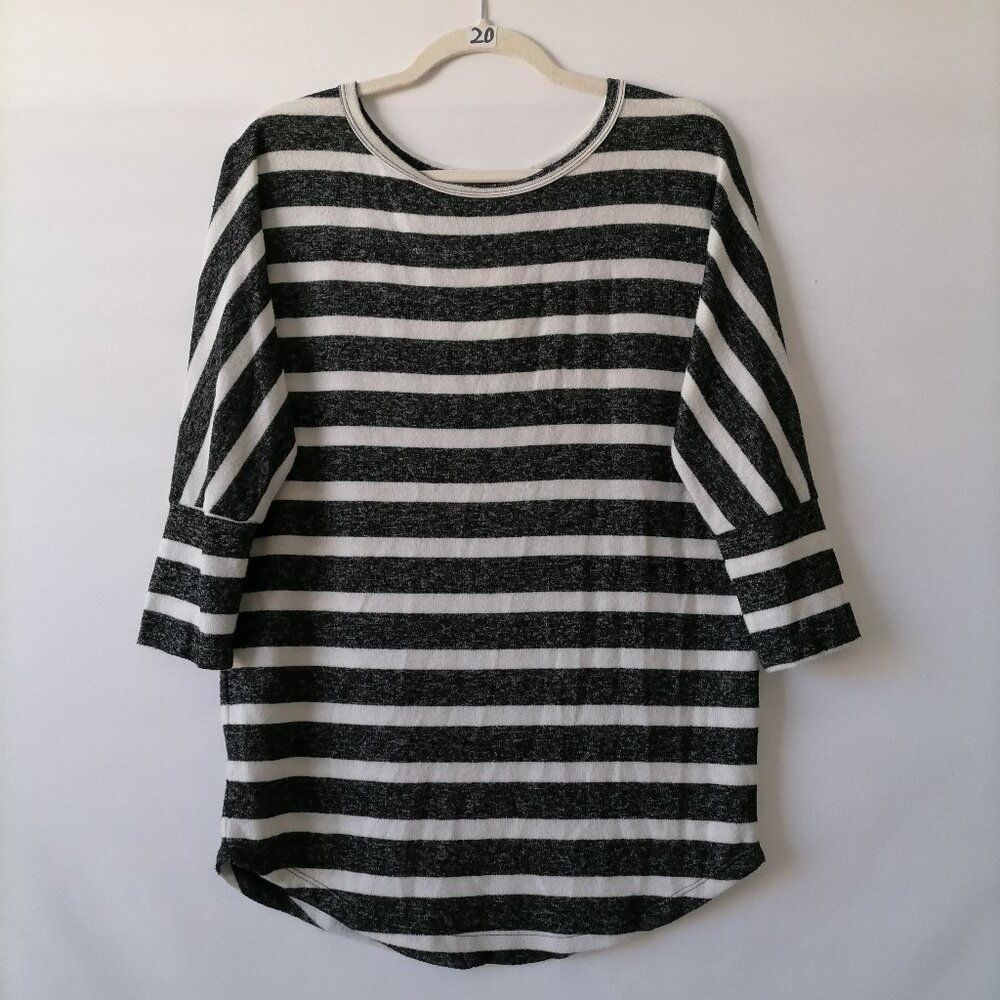 NWT Mix by 41 Hawthorn Women's Gray Striped Corinna Brushed Dolman Knit Top Sz M